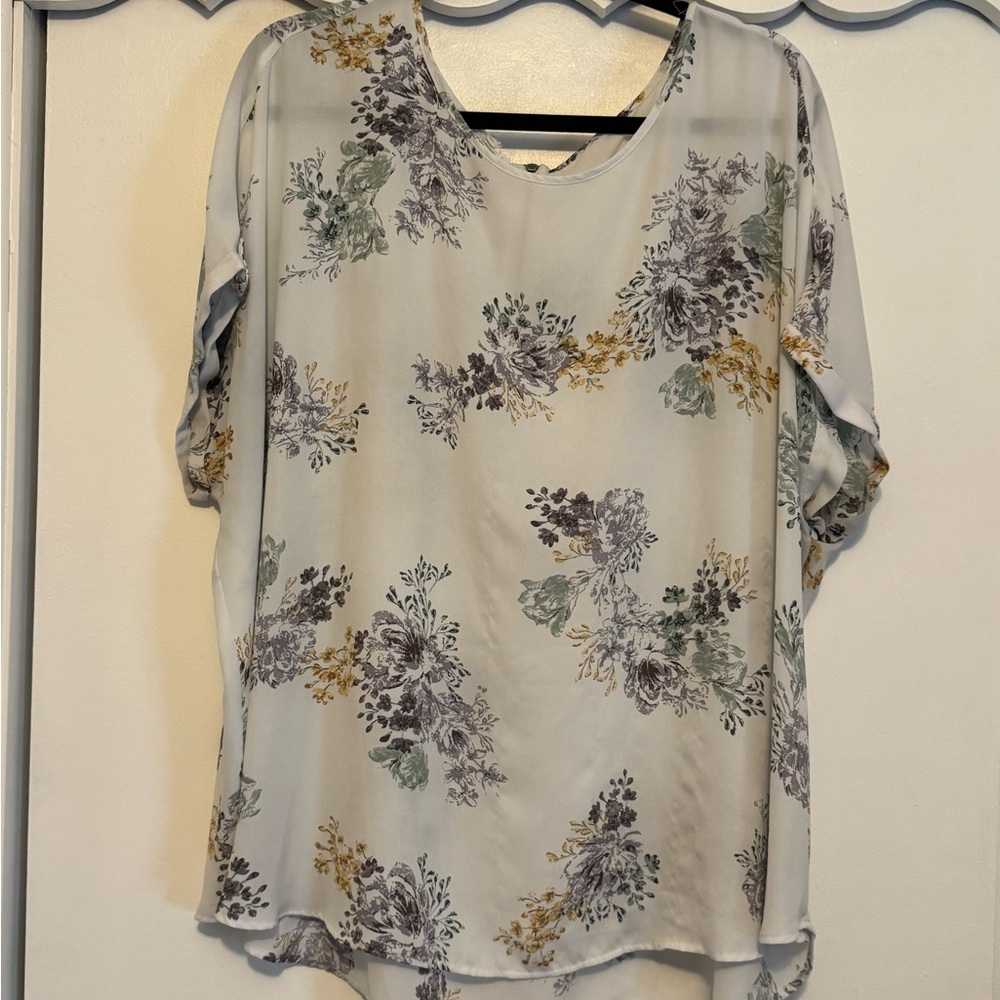 Maurices Floral Print Blouse in Gray and Green